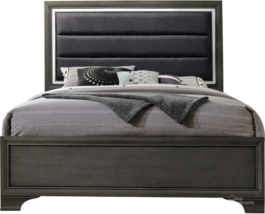 The appearance of Tuck Nathan Gray King Bed designed by Bennett Interiors in the transitional interior design. This gray piece of furniture  was selected by 1StopBedrooms from Tuck Nathan Collection to add a touch of cosiness and style into your home. Sku: 26257EK-HF;26258EK-R. Bed Type: Panel Bed. Material: Upholstered. Product Type: Panel Bed. Bed Size: King. Image1