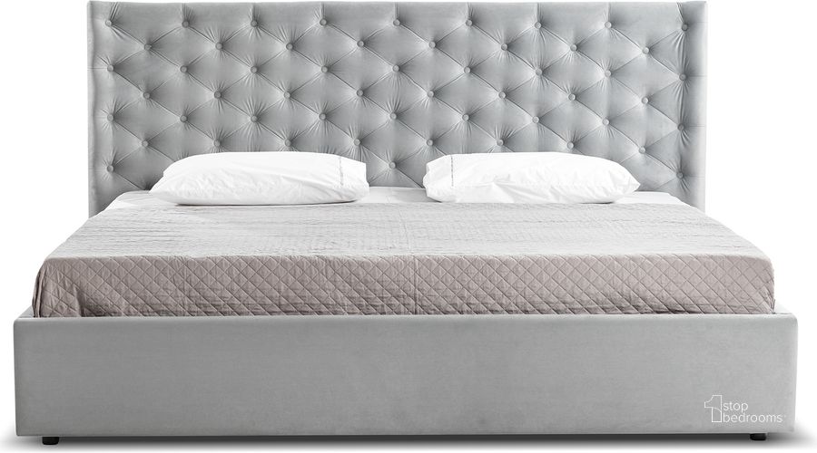 The appearance of Veteran Gray King Storage Bed designed by Boho House in the modern / contemporary interior design. This gray piece of furniture  was selected by 1StopBedrooms from Veteran Collection to add a touch of cosiness and style into your home. Sku: CB-A100KGRY-Box1;CB-A100KGRY-Box2;CB-A100KGRY-Box3;CB-A100KGRY-Box4;CB-A100KGRY-Box5. Bed Type: Storage Bed. Material: Wood. Product Type: Storage Bed. Bed Size: King. Image1
