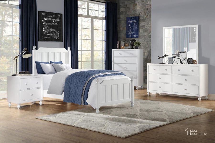 The appearance of Wellsummer White Youth Poster Bedroom Set designed by Homelegance in the country / farmhouse interior design. This white piece of furniture  was selected by 1StopBedrooms from Wellsummer Collection to add a touch of cosiness and style into your home. Sku: 1803WT-1;1803WT-2;1803WT-3;1803W-4. Bed Type: Poster Bed. Material: Wood. Product Type: Poster Bed. Bed Size: Twin. Image1