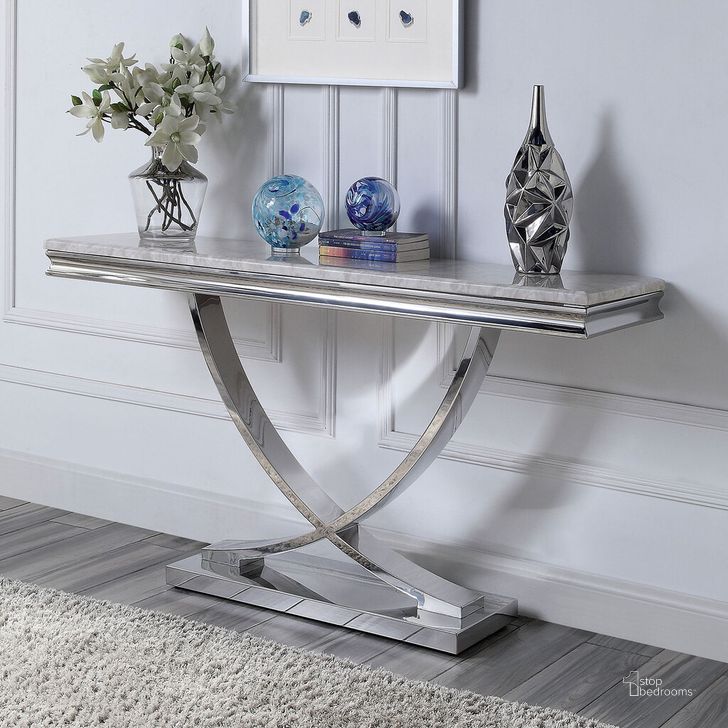 The appearance of Wettingen Sofa Table In Chrome designed by Furniture of America in the glam interior design. This chrome piece of furniture  was selected by 1StopBedrooms from Wettingen Collection to add a touch of cosiness and style into your home. Sku: CM4285S-1;CM4285S-2;CM4285S-3. Product Type: Sofa Table. Material: Stainless Steel. Image1