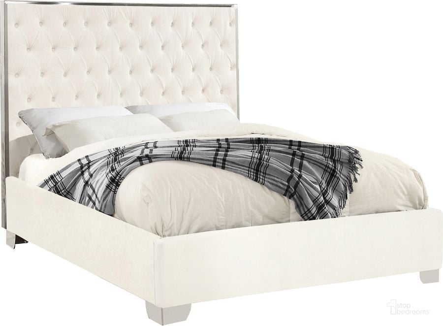 The appearance of Meridian Lexi White Velvet King Bed designed by Meridian in the modern / contemporary interior design. This white velvet piece of furniture  was selected by 1StopBedrooms from Lexi Collection to add a touch of cosiness and style into your home. Sku: LexiWhite-K-1;LexiWhite-K-2. Bed Type: Platform Bed. Product Type: Platform Bed. Bed Size: King. Material: Velvet. Image1
