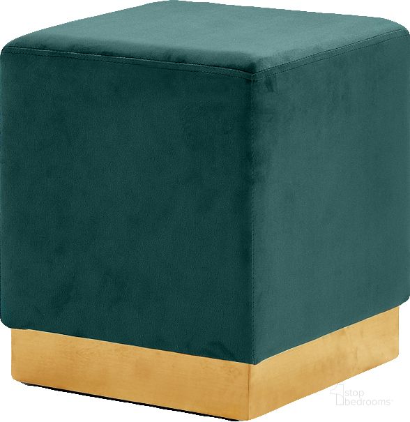 The appearance of Meridian Jax Green Velvet Ottoman designed by Meridian in the modern / contemporary interior design. This green velvet piece of furniture  was selected by 1StopBedrooms from Jax Collection to add a touch of cosiness and style into your home. Sku: 134Green. Product Type: Ottoman. Image1