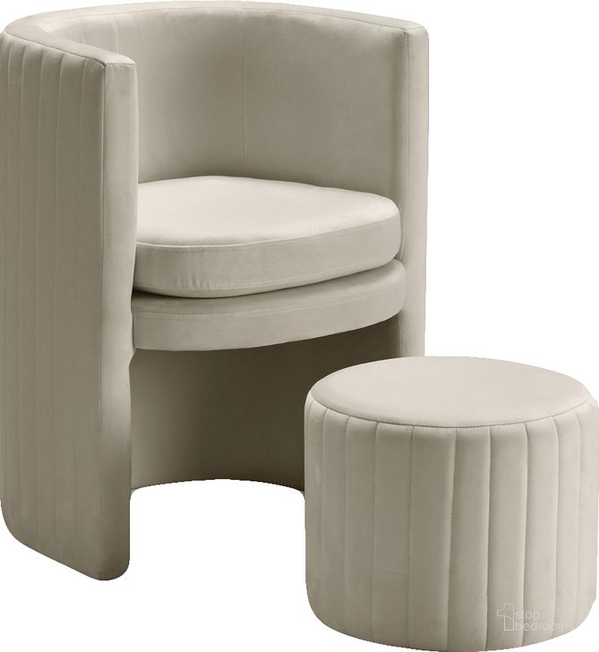 The appearance of Meridian Selena Cream Velvet Accent Chair designed by Meridian in the modern / contemporary interior design. This cream velvet piece of furniture  was selected by 1StopBedrooms from Selena Collection to add a touch of cosiness and style into your home. Sku: 555Cream. Product Type: Accent Chair. Material: Velvet. Image1