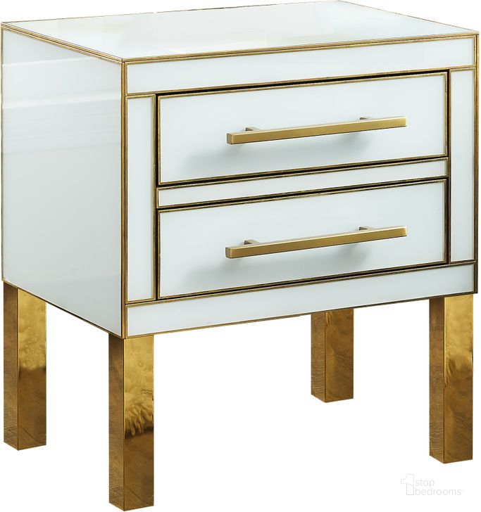 The appearance of Meridian Gigi White Side Table designed by Meridian in the modern / contemporary interior design. This white piece of furniture  was selected by 1StopBedrooms from Gigi Collection to add a touch of cosiness and style into your home. Sku: 820. Material: Glass. Product Type: Side Table. Image1