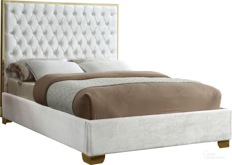 The appearance of Meridian Lana White Velvet Queen Bed designed by Meridian in the modern / contemporary interior design. This white velvet piece of furniture  was selected by 1StopBedrooms from Lana Collection to add a touch of cosiness and style into your home. Sku: LanaWhite-Q-1;LanaWhite-Q-2. Bed Type: Platform Bed. Product Type: Platform Bed. Bed Size: Queen. Material: Velvet. Image1