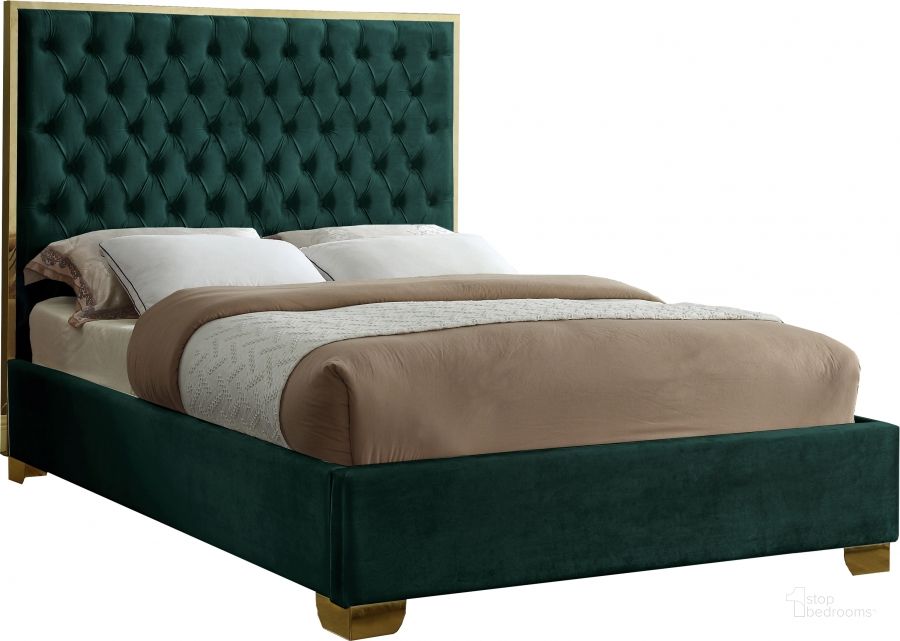 The appearance of Meridian Lana Green Velvet King Bed designed by Meridian in the modern / contemporary interior design. This green velvet piece of furniture  was selected by 1StopBedrooms from Lana Collection to add a touch of cosiness and style into your home. Sku: LanaGreen-K-1;LanaGreen-K-2. Bed Type: Platform Bed. Product Type: Platform Bed. Bed Size: King. Material: Velvet. Image1