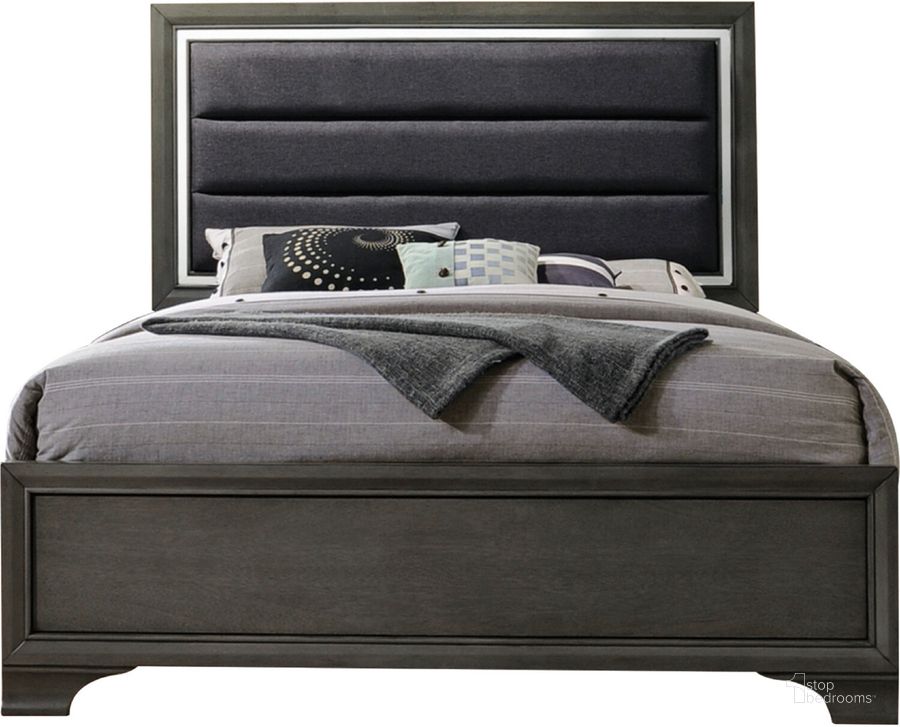 The appearance of Acme furniture carine ii king panel bed in gray designed by ACME in the transitional interior design. This gray piece of furniture  was selected by 1StopBedrooms from Carine Ii Collection to add a touch of cosiness and style into your home. Sku: 26257EK-HF;26258EK-R. Bed Type: Panel Bed. Material: Upholstered. Product Type: Panel Bed. Bed Size: King. Image1