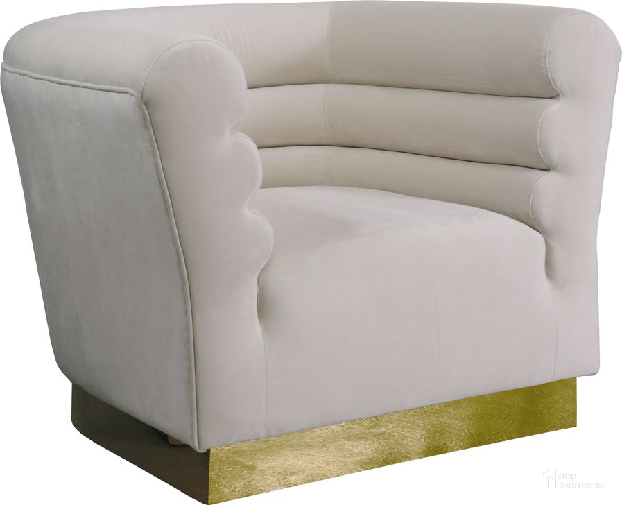 The appearance of Bellini Cream Velvet Chair designed by Meridian in the modern / contemporary interior design. This cream velvet piece of furniture  was selected by 1StopBedrooms from Bellini Collection to add a touch of cosiness and style into your home. Sku: 669Cream-C. Product Type: Living Room Chair. Material: Velvet. Image1