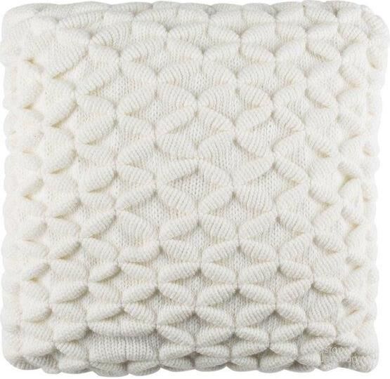 The appearance of 3D-Diamond Pillow designed by Safavieh in the modern / contemporary interior design. This ivory piece of furniture  was selected by 1StopBedrooms from Safavieh PLS Collection to add a touch of cosiness and style into your home. Sku: PLS189A-1220. Material: Cotton. Product Type: Pillows and Throw.