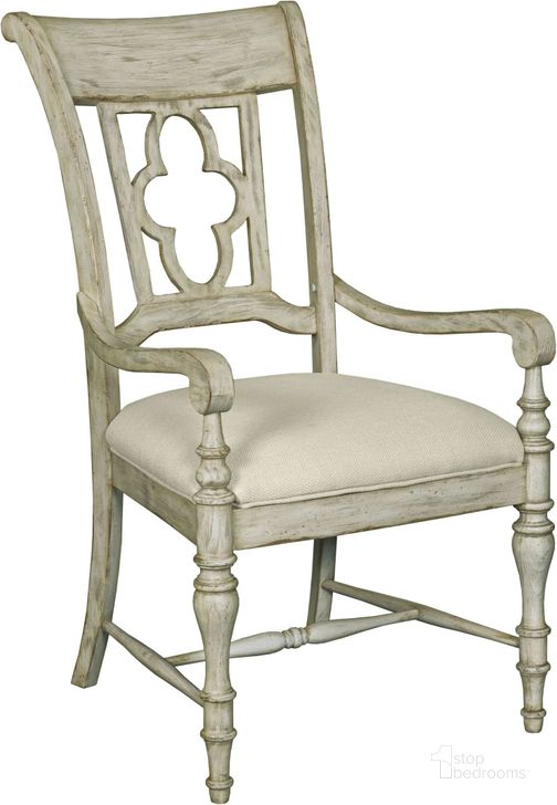 The appearance of Weatherford Cornsilk Arm Chair Set of 2 designed by Kincaid in the transitional interior design. This cream piece of furniture  was selected by 1StopBedrooms from Weatherford Collection to add a touch of cosiness and style into your home. Sku: 75-062. Material: Fabric. Product Type: Arm Chair. Image1
