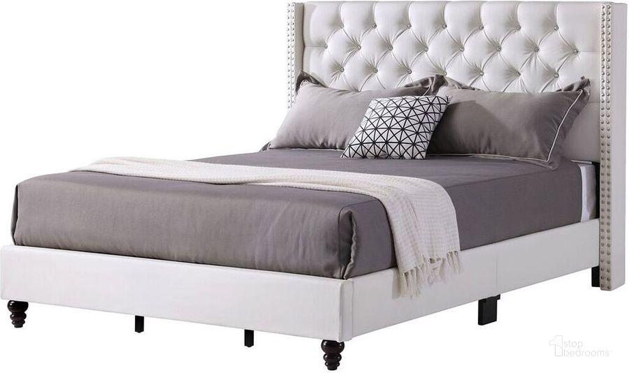 The appearance of G1918 White Upholstered Bed (Full) designed by Glory in the transitional interior design. This white piece of furniture  was selected by 1StopBedrooms from G19 Collection to add a touch of cosiness and style into your home. Sku: G1918-FB-UP-Full Bed. Bed Type: Panel Bed. Material: Faux Leather. Product Type: Panel Bed. Bed Size: Full. Image1
