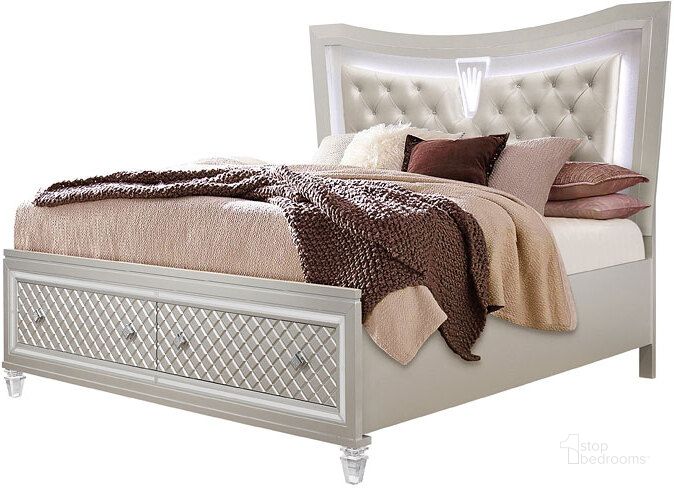 The appearance of Paris Storage Bed designed by Global Furniture USA in the modern / contemporary interior design. This champagne piece of furniture  was selected by 1StopBedrooms from Paris Collection to add a touch of cosiness and style into your home. Sku: PARIS-CHAMPAGNE-QB/KB-SR;PARIS-CHAMPAGNE-QB-STORAGE DRAWERS;PARIS-CHAMPAGNE-QB-HB W/LED;PARIS-CHAMPAGNE-QB-FB W/STORAGE & SLATS. Bed Type: Storage Bed. Product Type: Storage Bed. Bed Size: Queen. Material: MDF. Image1