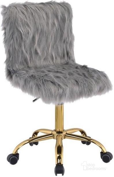 The appearance of Acme Arundell Office Chair In Gray Faux Fur and Gold Finish designed by ACME in the modern / contemporary interior design. This gold piece of furniture  was selected by 1StopBedrooms from Arundell Collection to add a touch of cosiness and style into your home. Sku: OF00121. Material: Wood. Product Type: Office Chair. Image1