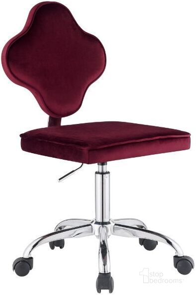 The appearance of Acme Clover Office Chair In Red Velvet designed by ACME in the modern / contemporary interior design. This red piece of furniture  was selected by 1StopBedrooms from Clover Collection to add a touch of cosiness and style into your home. Sku: 93070. Material: Metal. Product Type: Office Chair. Image1