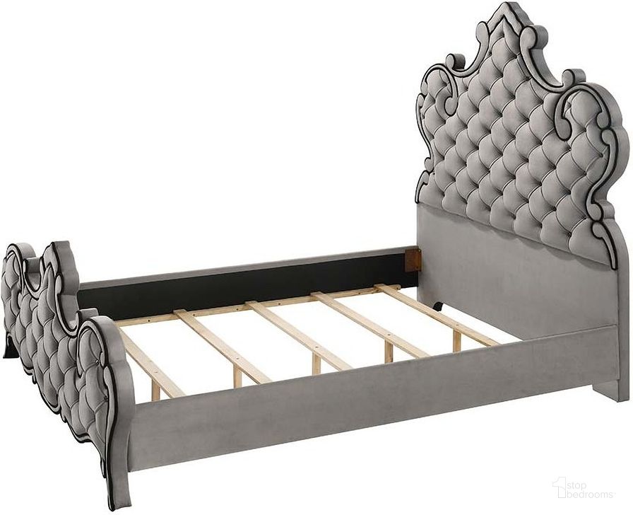 The appearance of Acme Perine Queen Bed In Gray Velvet designed by ACME in the modern / contemporary interior design. This gray velvet piece of furniture  was selected by 1StopBedrooms from Perine Collection to add a touch of cosiness and style into your home. Sku: BD01062Q1;BD01062Q2;BD01062Q3. Bed Type: Panel Bed. Material: Wood. Product Type: Panel Bed. Bed Size: Queen. Image1