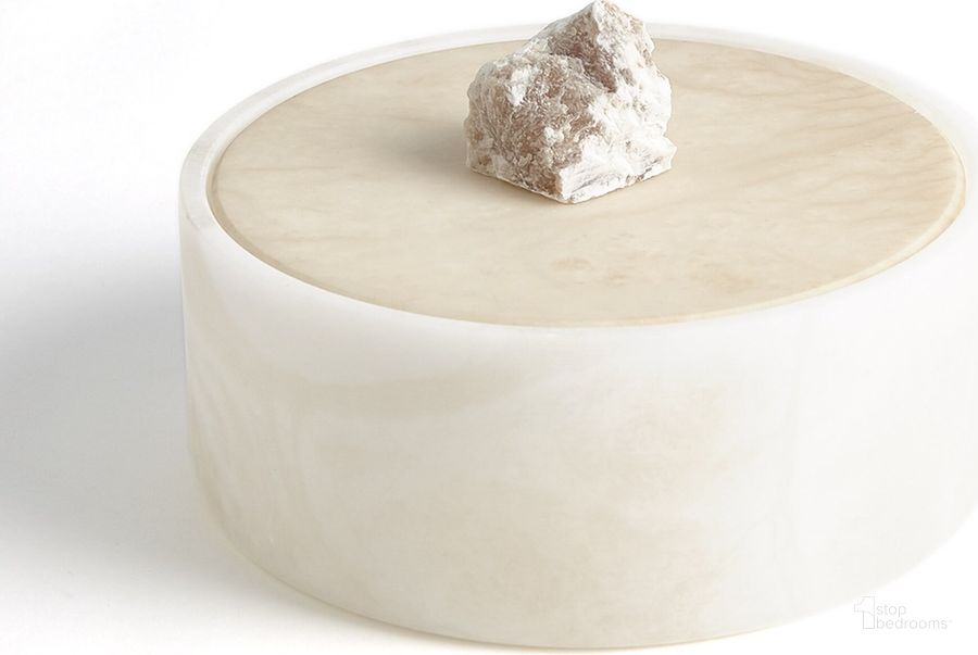 The appearance of Alabaster Round Box With Rock Finial designed by Global Views in the modern / contemporary interior design. This white piece of furniture  was selected by 1StopBedrooms from Alabaster Collection to add a touch of cosiness and style into your home. Sku: 7.30182. Product Type: Box. Material: Alabaster. Image1