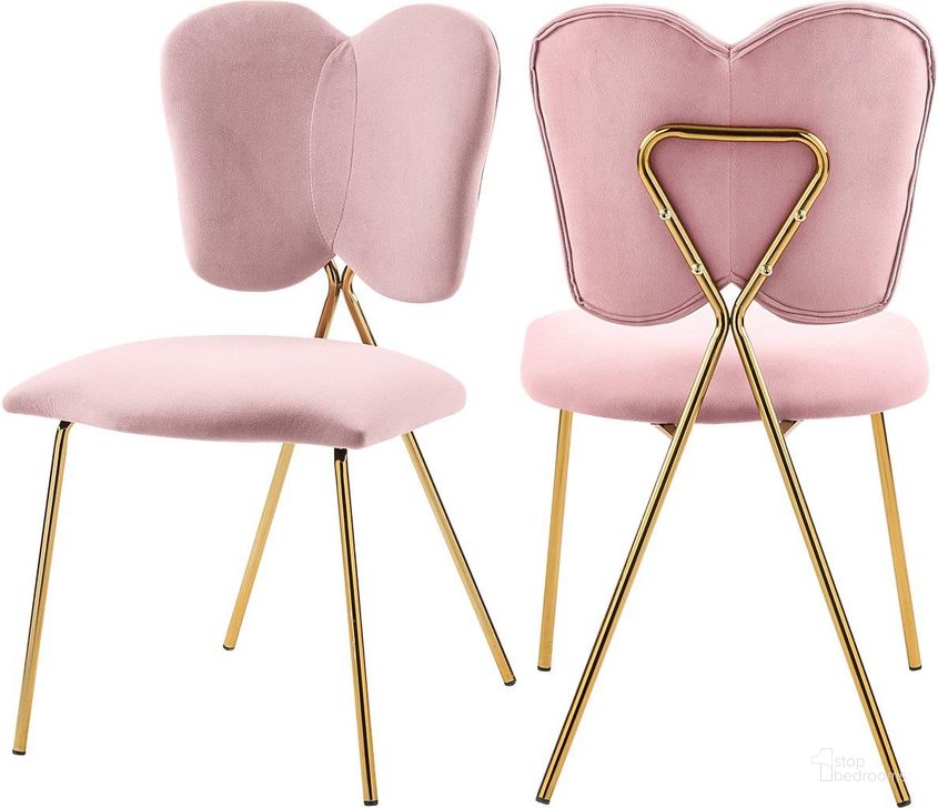 The appearance of Angel Pink Velvet Dining Chair Set of 2 designed by Meridian in the modern / contemporary interior design. This pink velvet piece of furniture  was selected by 1StopBedrooms from Angel Collection to add a touch of cosiness and style into your home. Sku: 780Pink-C. Product Type: Dining Chair. Material: Velvet. Image1