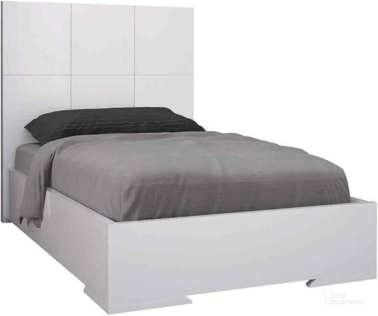 The appearance of Anna White Twin Bed designed by Whiteline Modern Living in the modern / contemporary interior design. This white piece of furniture  was selected by 1StopBedrooms from Anna Collection to add a touch of cosiness and style into your home. Sku: BT1207-WHT. Bed Type: Panel Bed. Product Type: Panel Bed. Bed Size: Twin. Image1