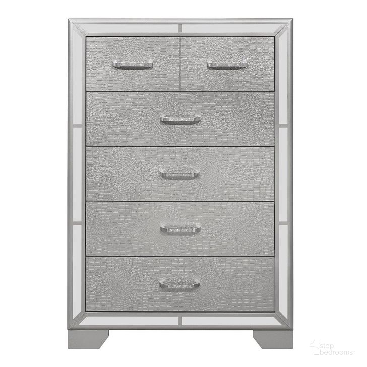 The appearance of Aveline Chest In Metallic And Silver designed by Homelegance in the glam interior design. This silver piece of furniture  was selected by 1StopBedrooms from Aveline Collection to add a touch of cosiness and style into your home. Sku: 1428SV-9. Material: Wood. Product Type: Chest. Image1