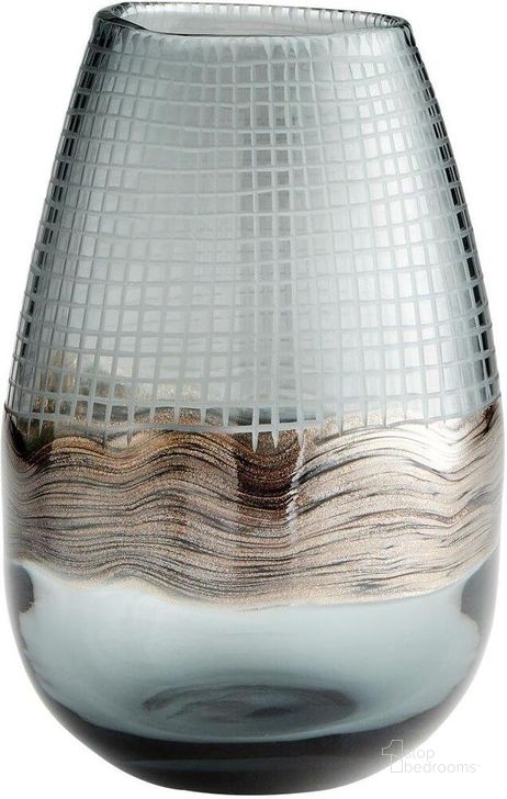 The appearance of Axiom Clear And Glitter Gold Small Vase designed by Cyan Design in the modern / contemporary interior design. This silver and grey piece of furniture  was selected by 1StopBedrooms from Axiom Collection to add a touch of cosiness and style into your home. Sku: 09970. Material: Glass. Product Type: Vase.