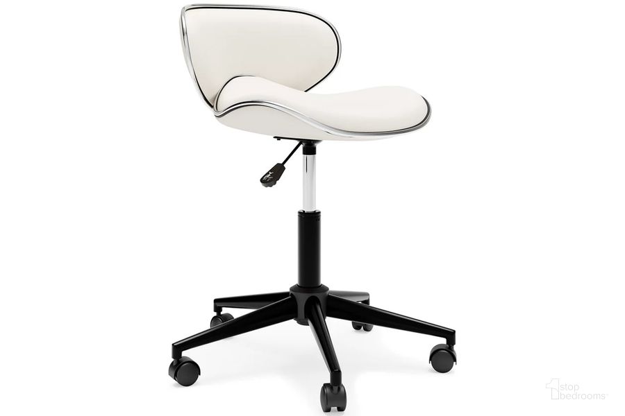 Signature Design by Ashley Corbindale Swivel Desk Chair with