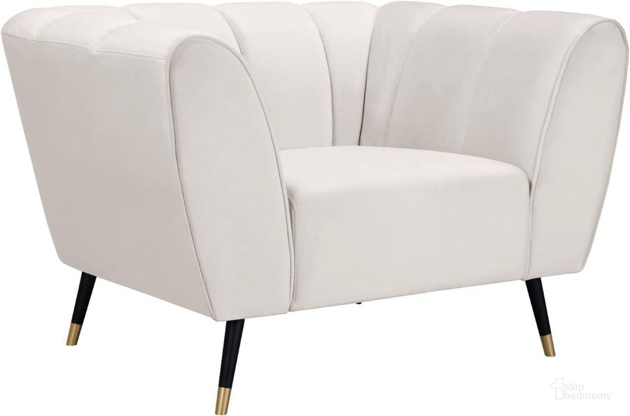 The appearance of Beaumont Cream Velvet Chair designed by Meridian in the modern / contemporary interior design. This cream velvet piece of furniture  was selected by 1StopBedrooms from Beaumont Collection to add a touch of cosiness and style into your home. Sku: 626Cream-C. Product Type: Chair. Material: Velvet. Image1