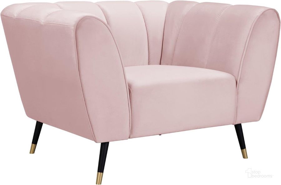 The appearance of Beaumont Pink Velvet Chair designed by Meridian in the modern / contemporary interior design. This pink velvet piece of furniture  was selected by 1StopBedrooms from Beaumont Collection to add a touch of cosiness and style into your home. Sku: 626Pink-C. Product Type: Chair. Material: Velvet. Image1