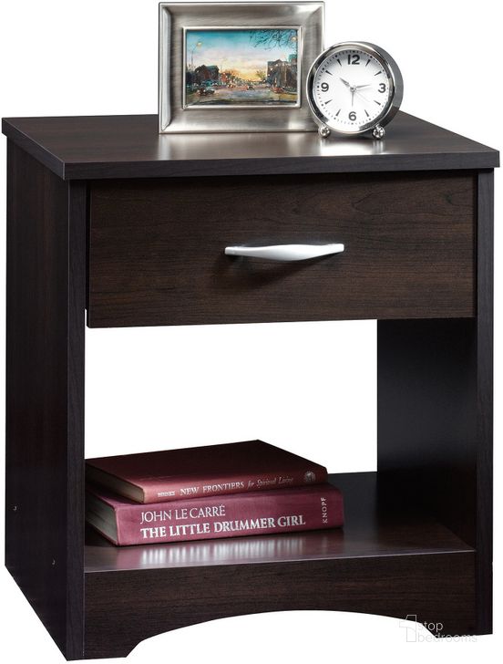 The appearance of Beginnings Night Stand In Cinnamon Cherry designed by Sauder in the transitional interior design. This cinnamon cherry piece of furniture  was selected by 1StopBedrooms from Beginnings Collection to add a touch of cosiness and style into your home. Sku: 422807. Product Type: Nightstand. Material: Engineered Wood. Image1