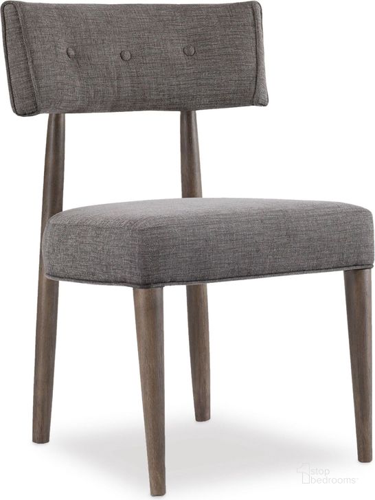 The appearance of Curata Mountain Modern Upholstered Chair designed by Hooker in the modern / contemporary interior design. This gray piece of furniture  was selected by 1StopBedrooms from Curata Collection to add a touch of cosiness and style into your home. Sku: 1600-75510-MWD. Material: Fabric. Product Type: Upholstered Chair. Image1