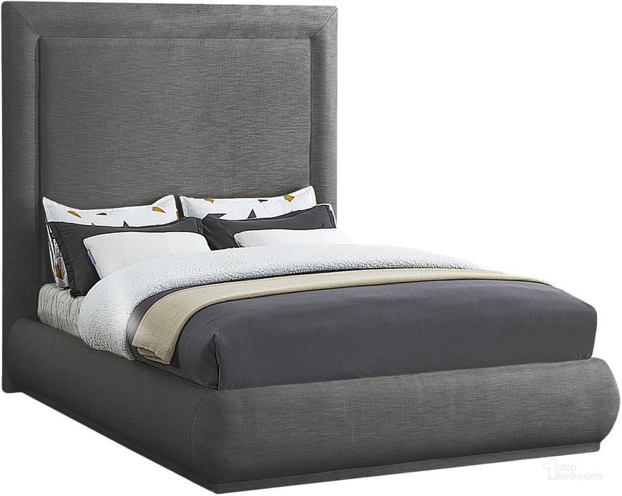 The appearance of Brooke Grey Linen Fabric King Bed designed by Meridian in the transitional interior design. This grey linen fabric piece of furniture  was selected by 1StopBedrooms from Brooke Collection to add a touch of cosiness and style into your home. Sku: BrookeGrey-K-1;BrookeGrey-K-2. Bed Type: Platform Bed. Material: Wood. Product Type: Platform Bed. Bed Size: King. Image1
