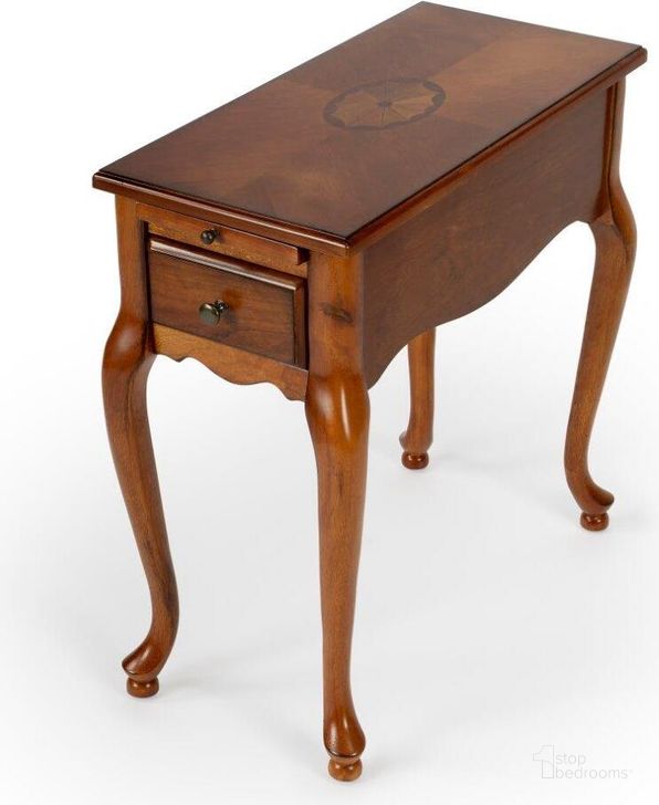 The appearance of Butler Croydon Olive Ash Burl Chairside Table designed by Butler Specialty Company in the traditional interior design. This brown piece of furniture  was selected by 1StopBedrooms from Plantation Collection to add a touch of cosiness and style into your home. Sku: 3743101. Product Type: Chairside Table. Material: Rubberwood. Image1