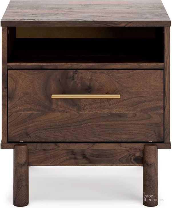 The appearance of Calverson Mocha Nightstand designed by Signature Design by Ashley in the transitional interior design. This mocha piece of furniture  was selected by 1StopBedrooms from Calverson Collection to add a touch of cosiness and style into your home. Sku: EB3660-291. Material: Wood. Product Type: Nightstand. Image1