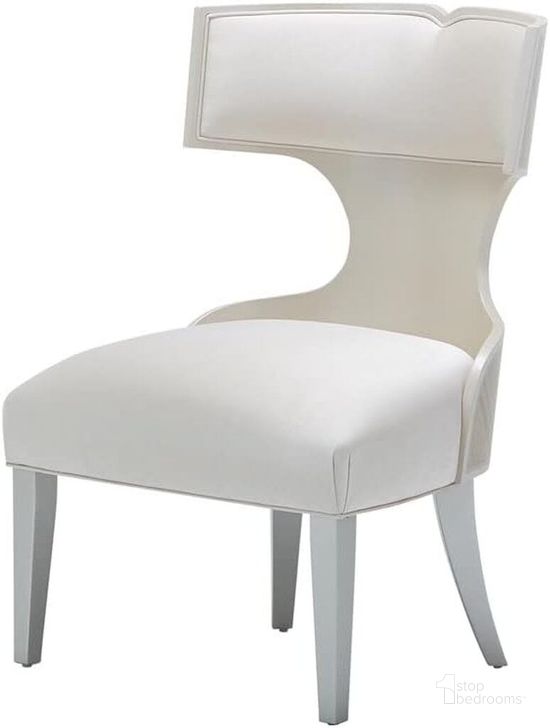 The appearance of Camden Court Vanity Chair In Pearl designed by AICO in the modern / contemporary interior design. This pearl piece of furniture  was selected by 1StopBedrooms from Camden Court Collection to add a touch of cosiness and style into your home. Sku: 9005033-126. Material: Wood. Product Type: Chair. Image1