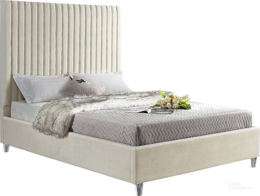 The appearance of Candace Cream Velvet Full Bed designed by Meridian in the modern / contemporary interior design. This cream velvet piece of furniture  was selected by 1StopBedrooms from Candace Collection to add a touch of cosiness and style into your home. Sku: CandaceCream-F-1;CandaceCream-F-2. Bed Type: Platform Bed. Product Type: Platform Bed. Bed Size: Full. Material: Velvet. Image1