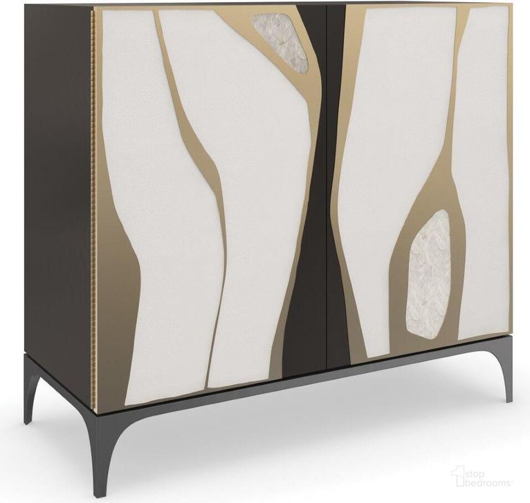 The appearance of Caracole Signature Metropolitan Downtown Bar Cabinet designed by Caracole in the transitional interior design. This chocolate and gold piece of furniture  was selected by 1StopBedrooms from Signature Metropolitan Collection to add a touch of cosiness and style into your home. Sku: SIG-021-461. Material: Metal. Product Type: Chest. Image1