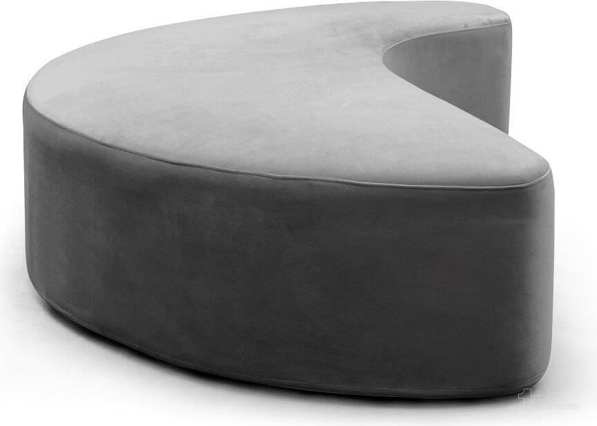 The appearance of Carmen Large Ottoman In Dark Grey designed by Bellini Modern Living in the modern / contemporary interior design. This dark grey piece of furniture  was selected by 1StopBedrooms from Carmen Collection to add a touch of cosiness and style into your home. Sku: Carmen B DGY. Product Type: Ottoman.