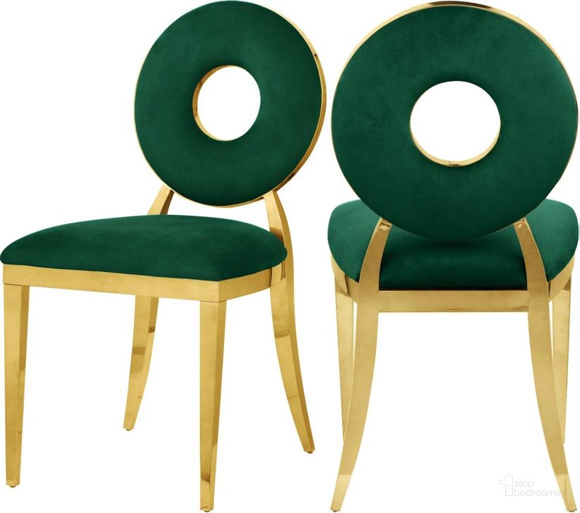 The appearance of Carousel Green Velvet Dining Chair Set of 2 designed by Meridian in the modern / contemporary interior design. This green velvet piece of furniture  was selected by 1StopBedrooms from Carousel Collection to add a touch of cosiness and style into your home. Sku: 858Green-C. Material: Steel. Product Type: Dining Chair. Image1