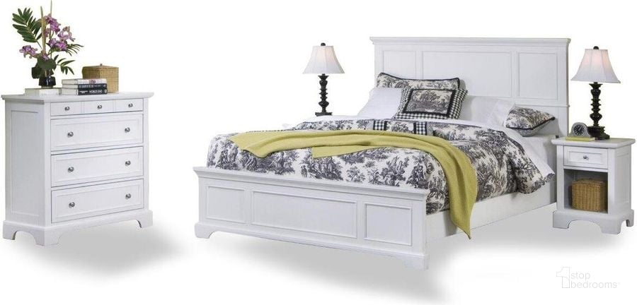 The appearance of Century Off White Queen Bed, Nightstand and Chest designed by Homestyles in the traditional interior design. This off white piece of furniture  was selected by 1StopBedrooms from Century Collection to add a touch of cosiness and style into your home. Sku: 5530-42;5530-41;5530-501;5530-503;5530-502. Bed Type: Panel Bed. Material: Wood. Product Type: Panel Bed. Bed Size: Queen. Image1