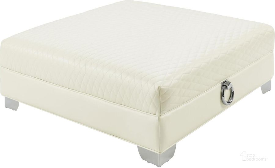 The appearance of Chaviano Diamond Pearl White Ottoman designed by Coaster in the modern / contemporary interior design. This white piece of furniture  was selected by 1StopBedrooms from Chaviano Collection to add a touch of cosiness and style into your home. Sku: 505394. Product Type: Ottoman. Material: Vinyl. Image1