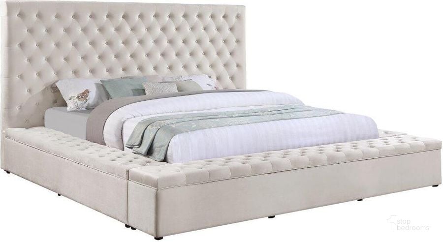 The appearance of Cierra Velvet Platform California King Bed With Storage In Cream designed by Best Master Furniture in the modern / contemporary interior design. This cream piece of furniture  was selected by 1StopBedrooms from Cierra Collection to add a touch of cosiness and style into your home. Sku: YY136CCK. Bed Type: Platform Bed. Product Type: Platform Bed. Bed Size: California King. Material: Velvet. Image1
