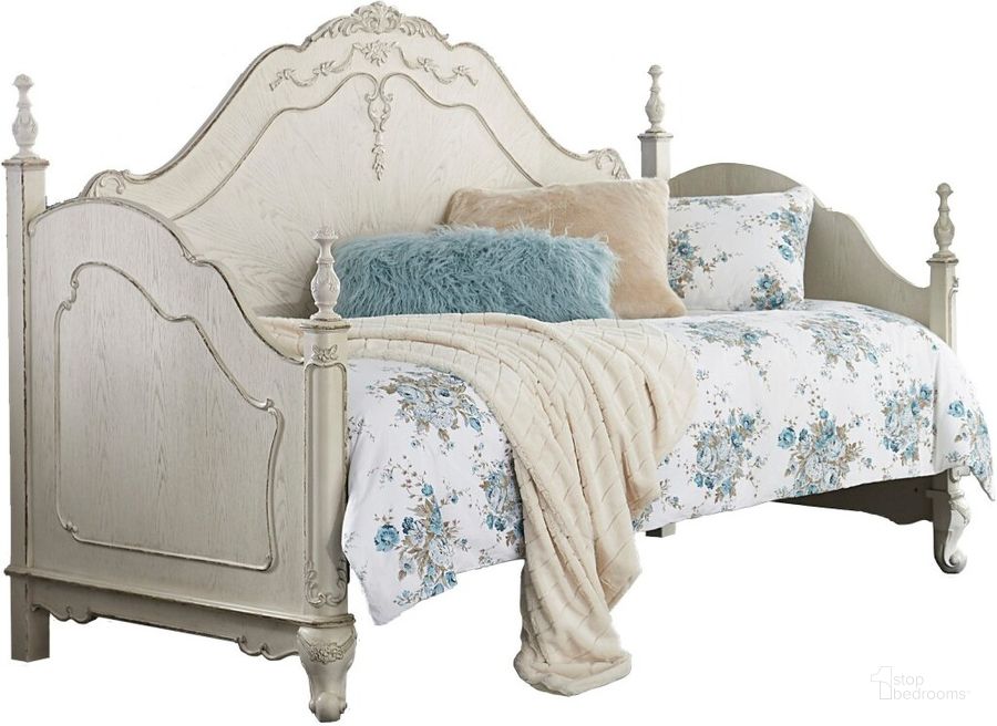 The appearance of Cinderella Antique White Daybed designed by Homelegance in the transitional interior design. This white piece of furniture  was selected by 1StopBedrooms from Cinderella Collection to add a touch of cosiness and style into your home. Sku: 1386DNW;1386DNW-1. Bed Type: Daybed. Product Type: DayBed. Image1
