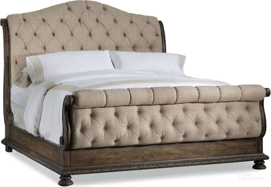 The appearance of Rhapsody Beige Tufted King Upholstered Sleigh Bed designed by Hooker in the traditional interior design. This beige piece of furniture  was selected by 1StopBedrooms from Rhapsody Collection to add a touch of cosiness and style into your home. Sku: 5070-90567;5070-90568;5070-90569. Bed Type: Sleigh Bed. Material: Wood. Product Type: Sleigh Bed. Bed Size: King. Image1