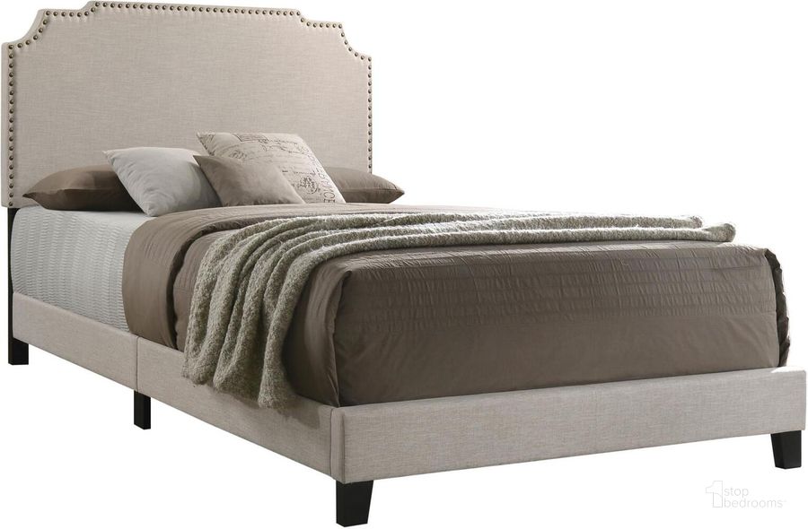 The appearance of Coaster Furniture Tamarac Beige King Bed designed by Coaster in the modern / contemporary interior design. This beige piece of furniture  was selected by 1StopBedrooms from Tamarac Collection to add a touch of cosiness and style into your home. Sku: 310061KE. Bed Type: Panel Bed. Material: Wood. Product Type: Panel Bed. Bed Size: King. Image1