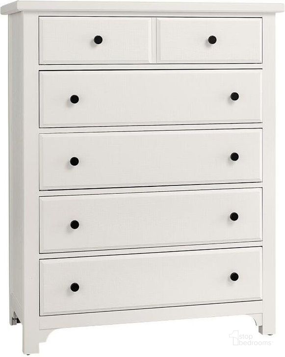The appearance of Cool Farmhouse 5 Drawer Chest In Soft White designed by Vaughan Bassett in the transitional interior design. This soft white piece of furniture  was selected by 1StopBedrooms from Cool Farmhouse Collection to add a touch of cosiness and style into your home. Sku: 804-115. Material: Wood. Product Type: Chest. Image1