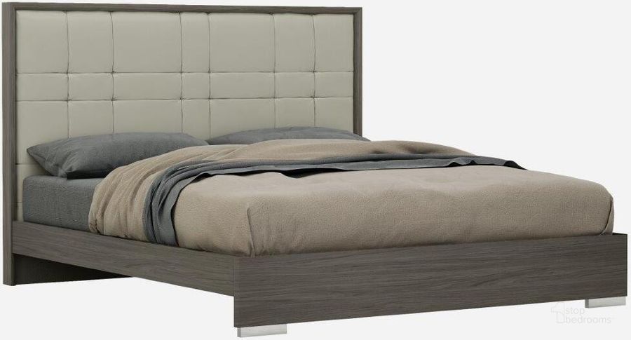 The appearance of Copenhagen King Bed designed by J&M in the modern / contemporary interior design. This chestnut piece of furniture  was selected by 1StopBedrooms from Copenhagen Collection to add a touch of cosiness and style into your home. Sku: 18777-K. Bed Type: Platform Bed. Product Type: Platform Bed. Bed Size: King. Image1