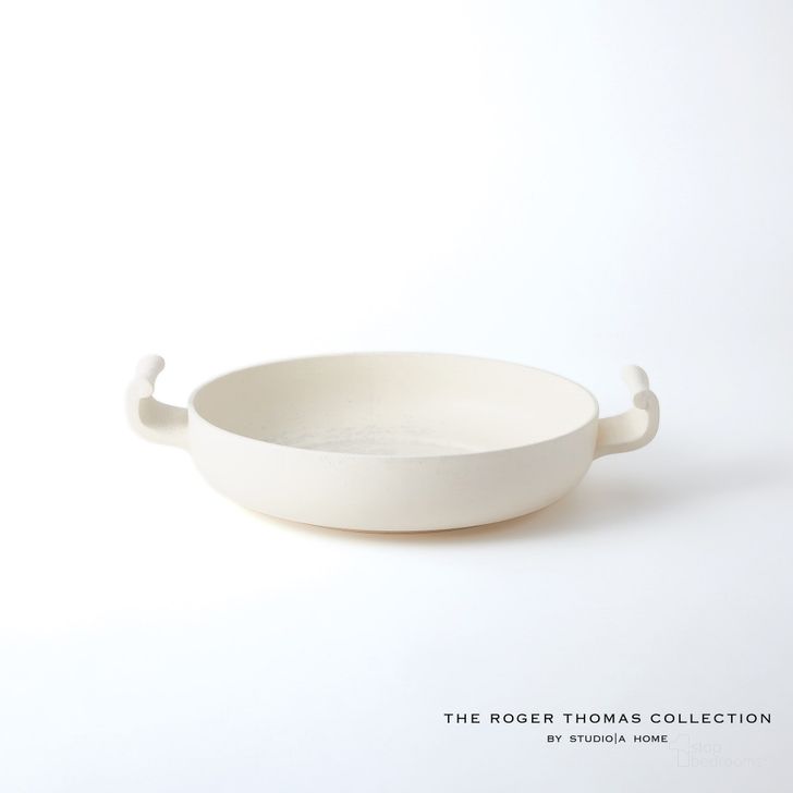 The appearance of Copenhagen Low Bowl In White designed by Global Views in the modern / contemporary interior design. This white piece of furniture  was selected by 1StopBedrooms from Copenhagen Collection to add a touch of cosiness and style into your home. Sku: RT7.10064. Material: Ceramic. Product Type: Bowl. Image1
