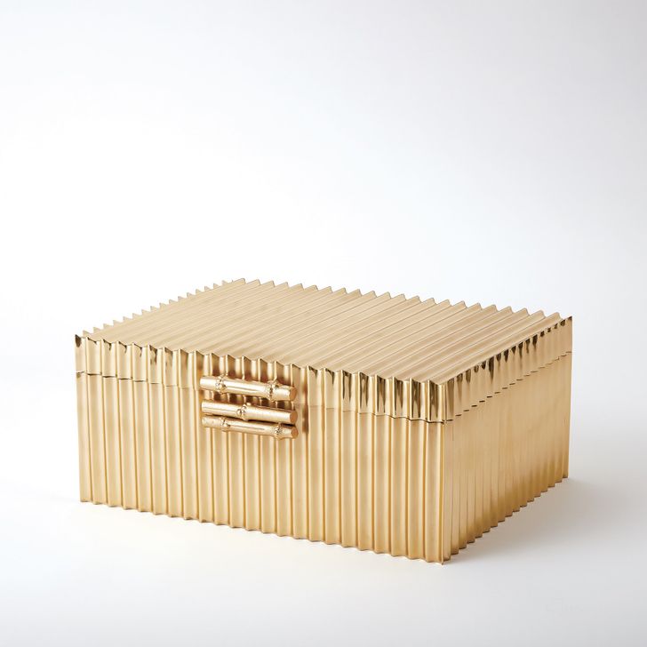 The appearance of Corrugated Bamboo Large Box In Brass designed by Global Views in the modern / contemporary interior design. This brass piece of furniture  was selected by 1StopBedrooms from Corrugated Collection to add a touch of cosiness and style into your home. Sku: 9.92034. Product Type: Box. Material: Brass. Image1