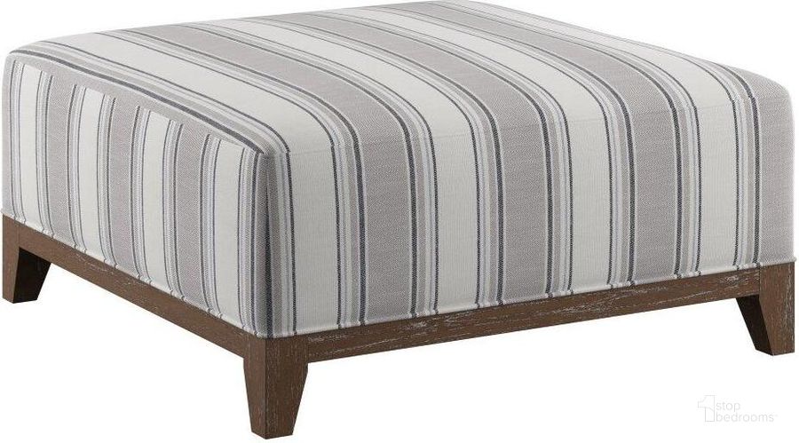 The appearance of Critique Stone Grey Ottoman designed by Versailles Home in the traditional interior design. This stone grey piece of furniture  was selected by 1StopBedrooms from Critique Collection to add a touch of cosiness and style into your home. Sku: U3029-22-13. Material: Wood. Product Type: Ottoman. Image1