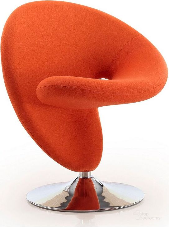 The appearance of Curl Swivel Accent Chair in Orange and Polished Chrome designed by Manhattan Comfort in the modern / contemporary interior design. This orange piece of furniture  was selected by 1StopBedrooms from Curl Collection to add a touch of cosiness and style into your home. Sku: AC040-OR. Material: Metal. Product Type: Accent Chair. Image1