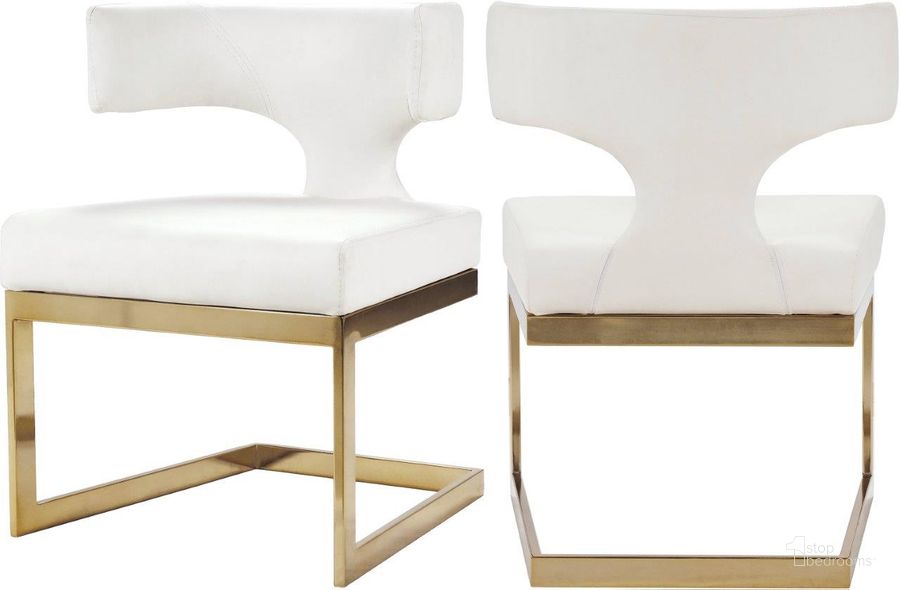 The appearance of Deasia White Dining Chair 0qb24355872 designed by Furnique in the modern / contemporary interior design. This white piece of furniture  was selected by 1StopBedrooms from Deasia Collection to add a touch of cosiness and style into your home. Sku: 953White-C. Material: Wood. Product Type: Dining Chair. Image1